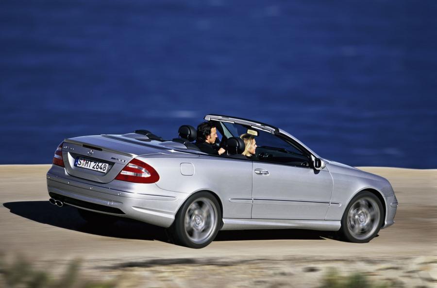  Mercedes-Benz CLK55 AMG Cabriolet 2004 года  (фото 34 из 35)